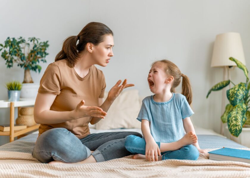 Jak rozmawiać z dzieckiem o emocjach - słownik uczuć na każdy wiek